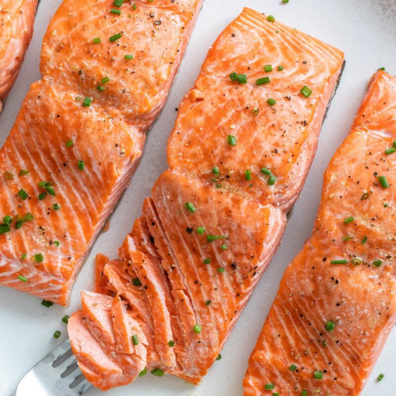 How Long Can Cooked Salmon Be Refrigerated? Fresh or Fishy - be careful!